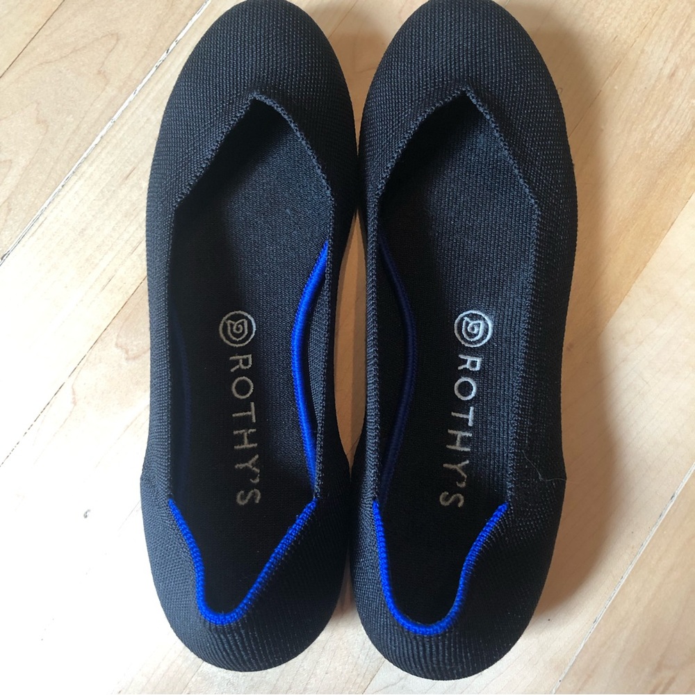 Rothy’s Classics The Flats Black Round Toe Blue Halo, Size 9.5.